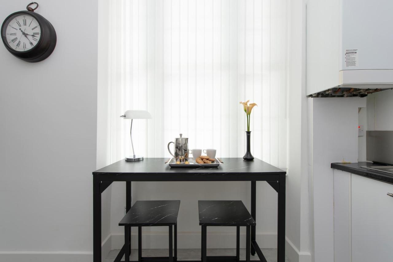Tower Bridge Exclusive Two Bedroom Apartment ロンドン エクステリア 写真